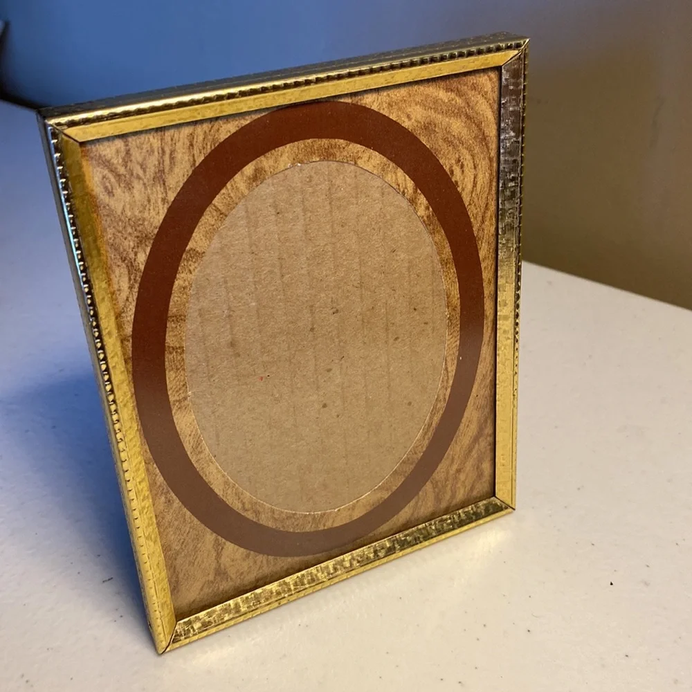 Intercraft Gold Tone Metal Picture Frame